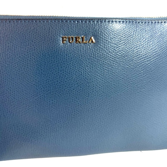Furla Elegant Blue Wristlet Clutch wallet - Picture 5 of 7